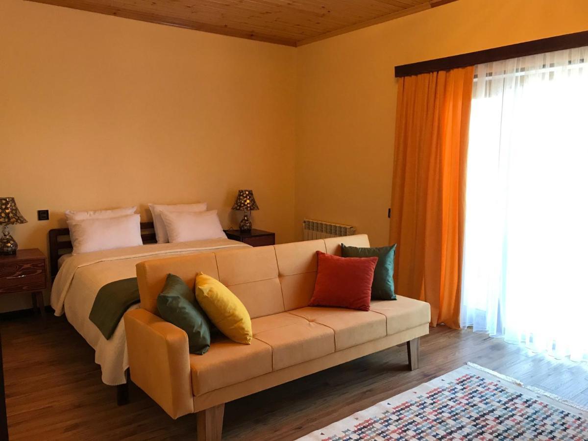 Ohio Inn & Cafe Ivanovka Екстер'єр фото